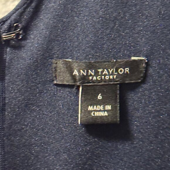 Ann Taylor Factory Womens Size 6 Sleeveless V-Neck Floral Midi Romper Blue/Ruffl - Picture 3 of 12